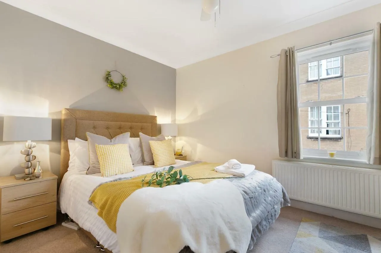 Holiday home Stylish Cottage - Parking - Garden - Sleeps 6 Cambridge